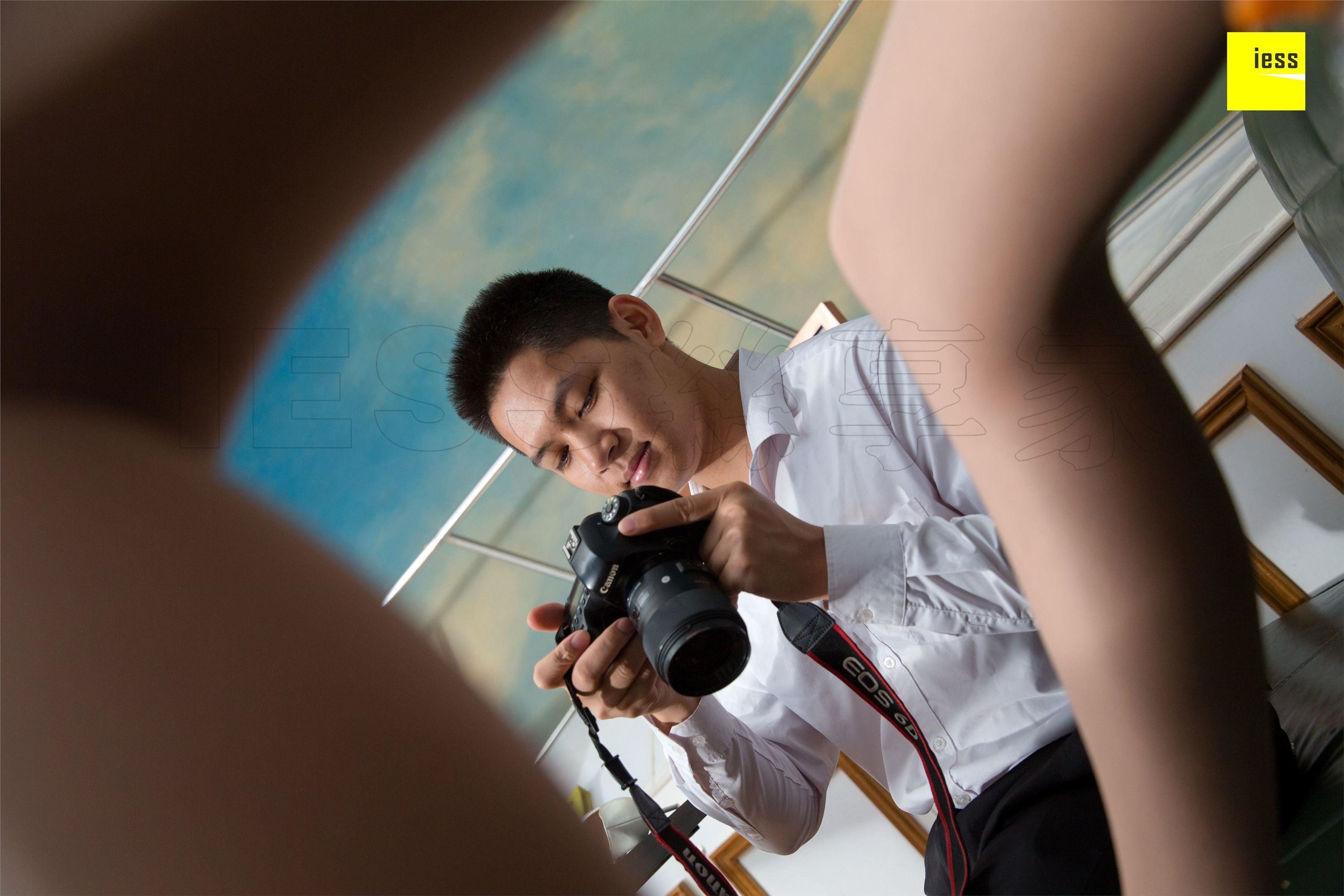 IESS异思趣向  2018.08.22《魔鬼周三》特刊32期：秋秋 摄影师约我去KTV